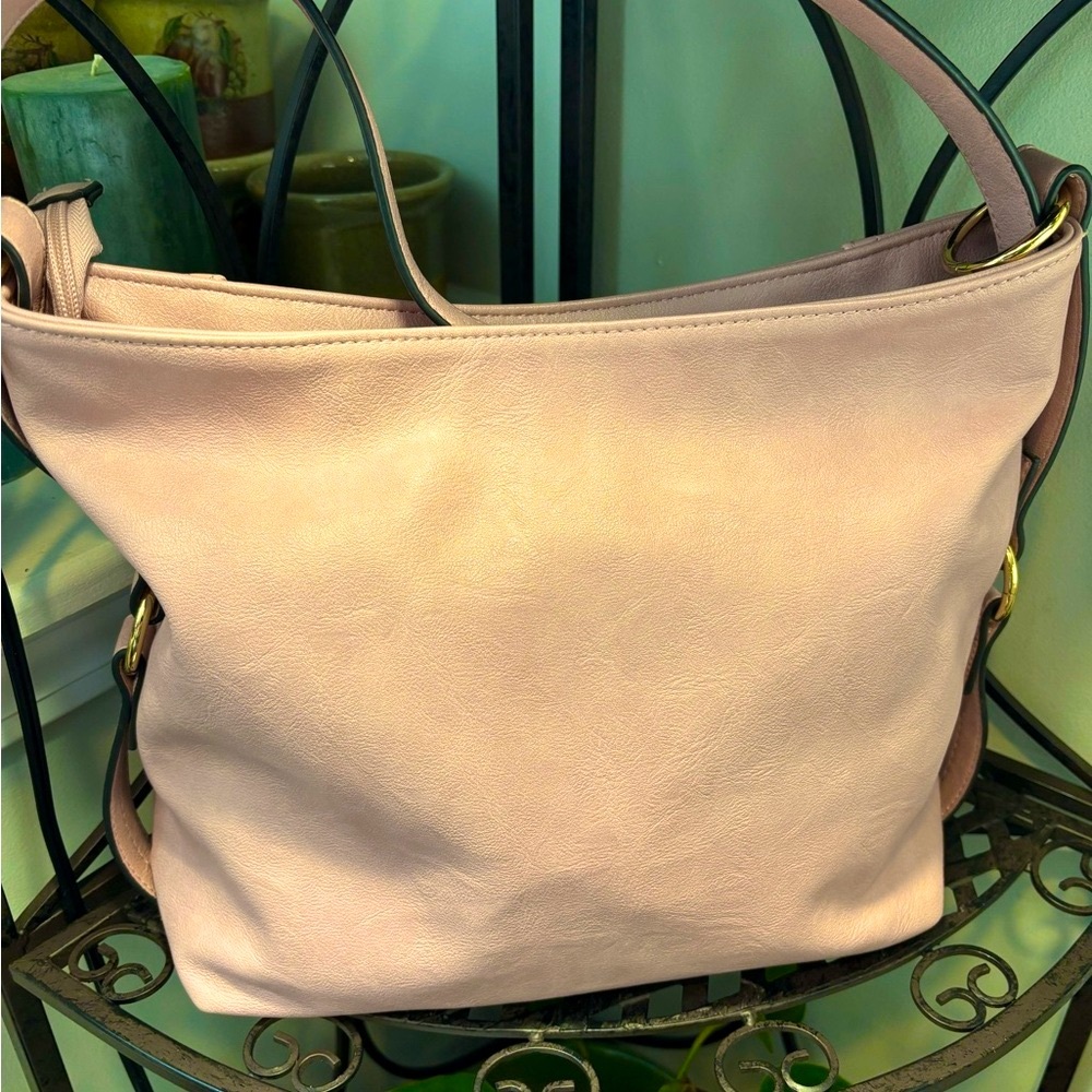 Elegant Pink Leather Shoulder Bag